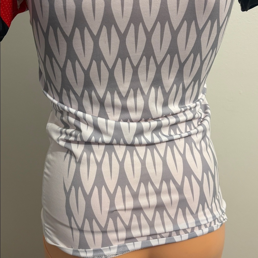 Women's Gray and Red Soccer Jersey Mexico - Picture 6 of 6